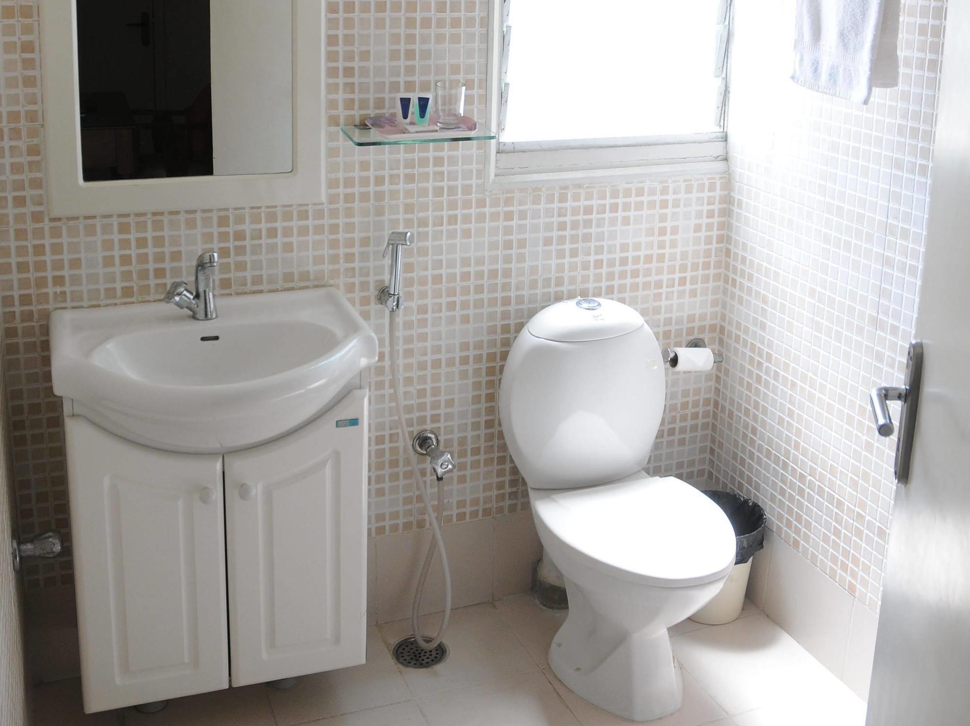 Executive Comfort Alwarpet Chennai Eksteriør bilde